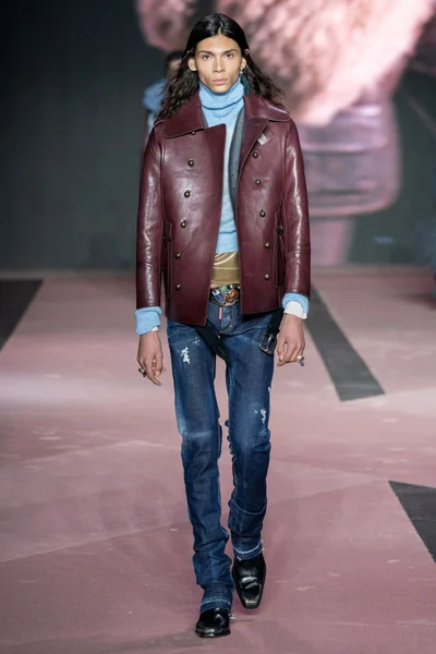 Look 38